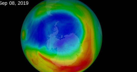 研究表明南极臭氧层空洞在仲春时更深